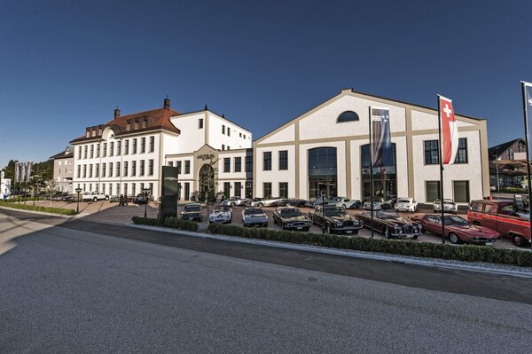 Aussenansicht des Emil Frey Classic Center